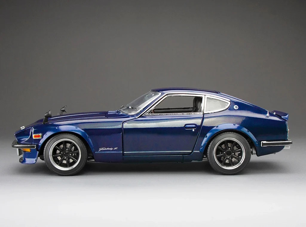 Nissan DATSUN 24OZ 1970 ラリー・モンテカルロ 1/18 1/18 NISSAN 1970 DATSUN FAIRLADY Z S30 Model Car -BLUE-