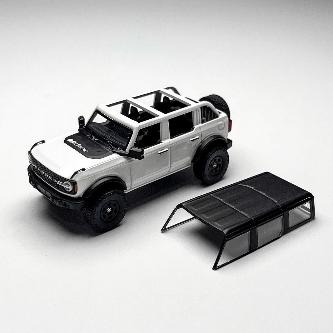 1/64 FORD BRONCO RAPTOR Die Cast Model Truck -WHITE-