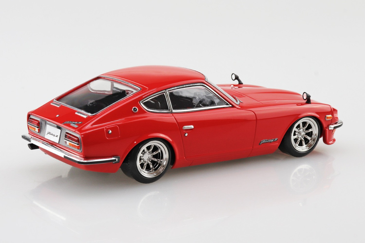 Aoshima 1/32 NISSAN Z FAIRLADY S30 Custom Snap Model Kit *RED*