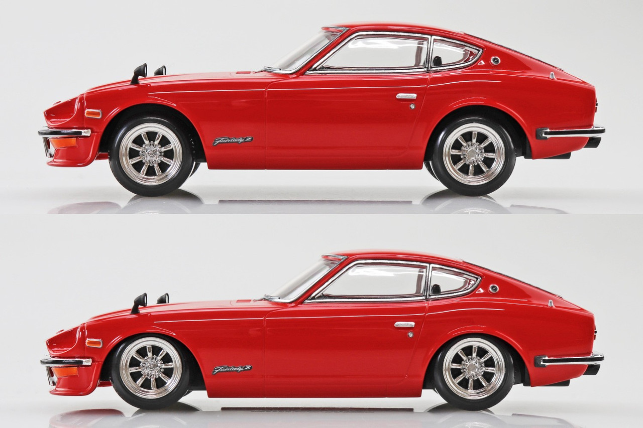 Aoshima 1/32 NISSAN Z FAIRLADY S30 Custom Snap Model Kit *RED*