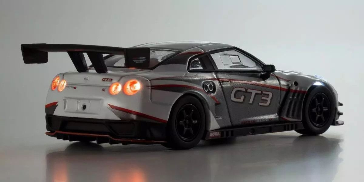 Kyosho 1/64 NISSAN R35 GT-R GT3 MOTN Model Car w/ LED LIGHTS W/ BASE