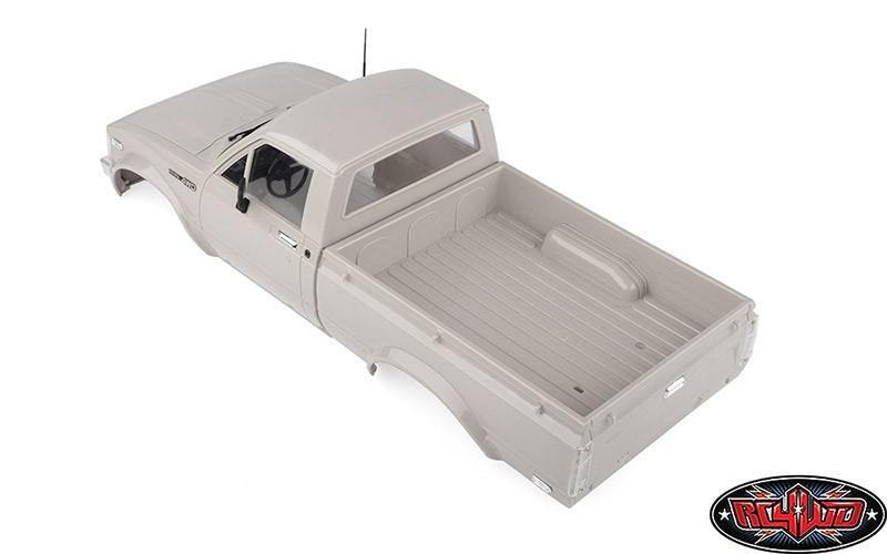 RC4WD 1982 TOYOTA PICKUP Hard Body -UNPAINTED- Z-B0257