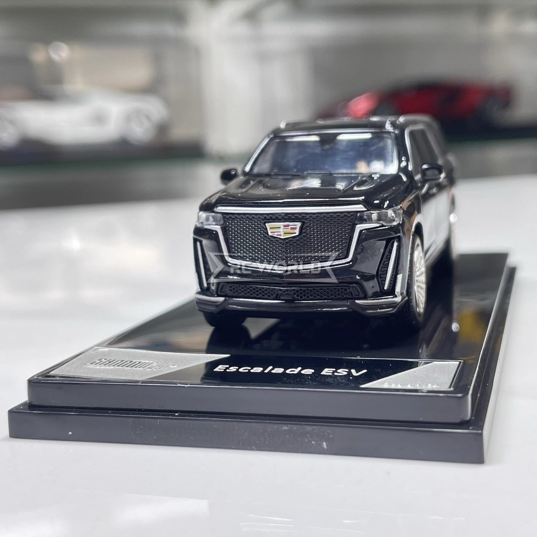 GCD 1/64 CADILLAC ESCALADE ESV Die Cast Truck -BLACK-
