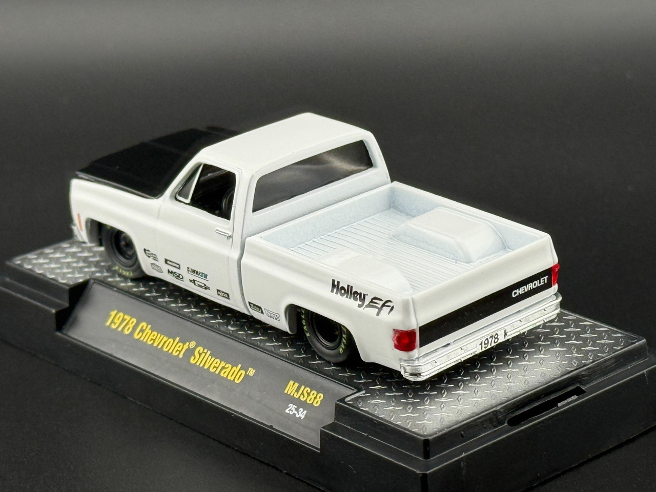1/64 M2 Machines 1978 CHEVY SILVERADO Holley Custom PICKUP TRUCK