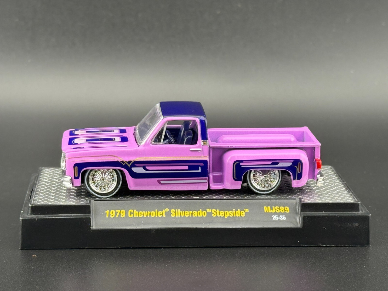 M2 1/64 1978 Chevrolet Silverado Stepside Lowrider Die Cast Model