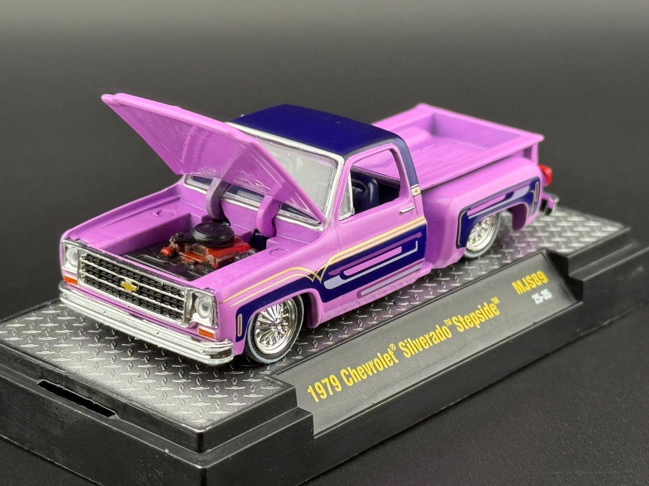 M2 1/64 1978 Chevrolet Silverado Stepside Lowrider Die Cast Model
