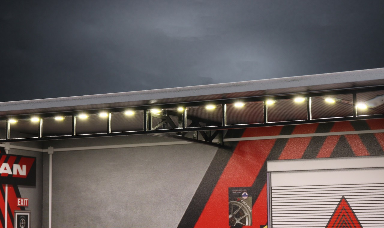 G Fans 1/64 Diorama ADVAN GARAGE W/ LED #710008