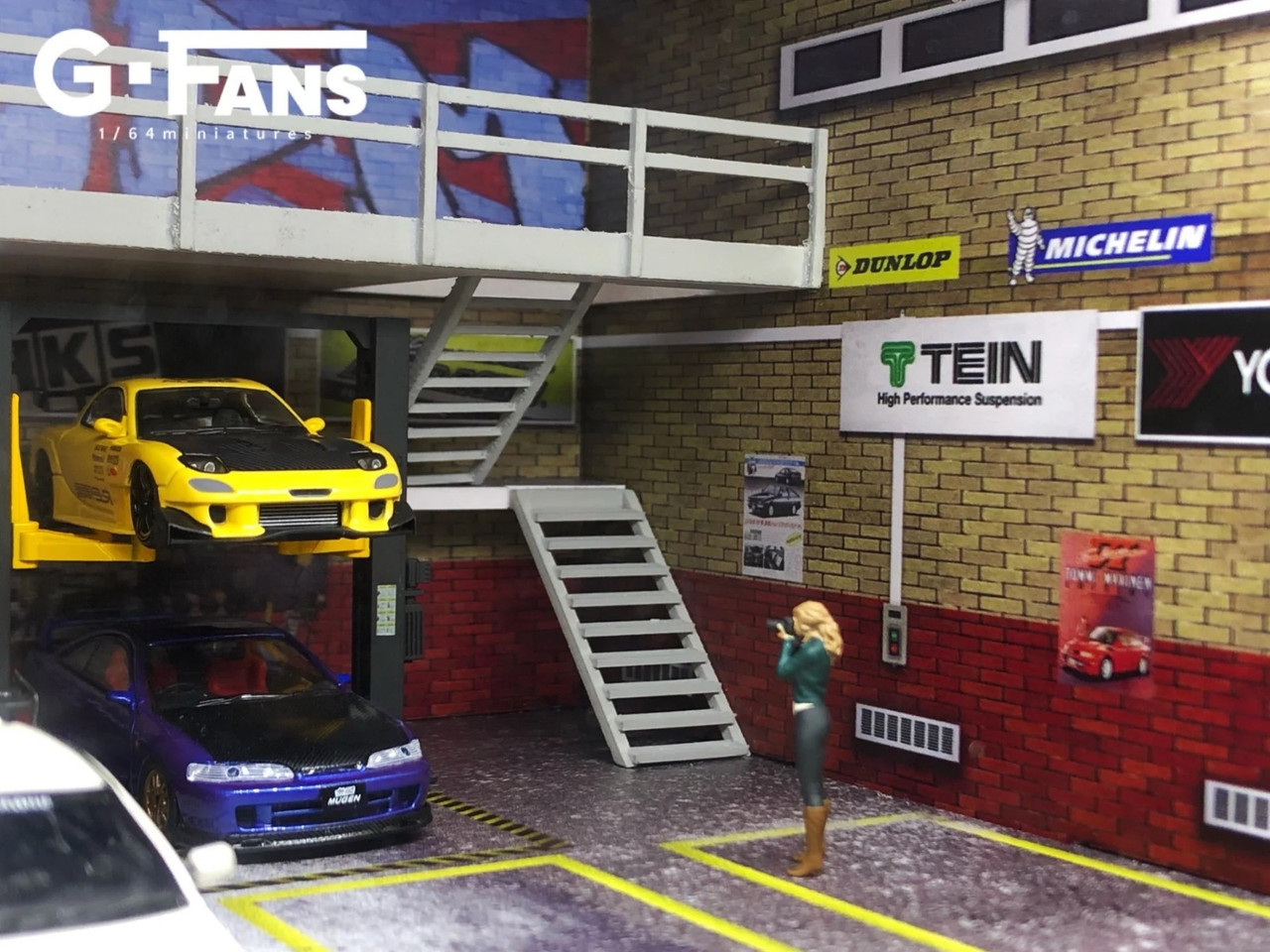 G Fans 1/64 Diorama JDM GARAGE DIORAMA W/ LED #710018