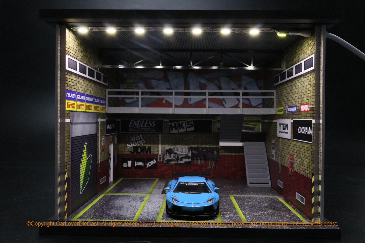 G Fans 1/64 Diorama JDM GARAGE DIORAMA W/ LED #710018