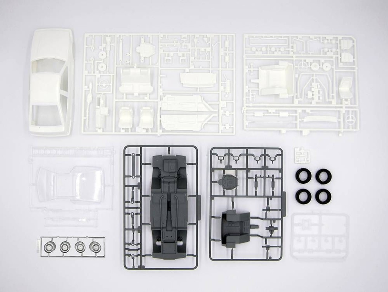 Fujimi 1/24 TOYOTA TE27 LEVIN 1972 Plastic Model Kit
