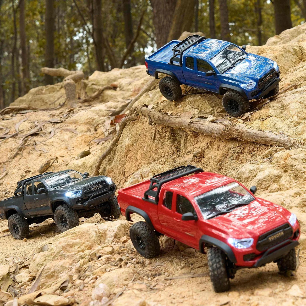 FMS RC 1/24 TOYOTA TACOMA Truck 4X4 2-Speed *RTR* -RED-