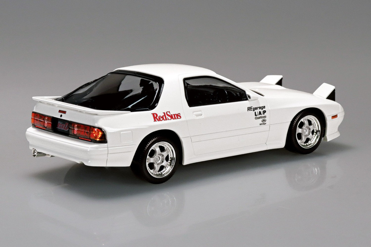 Aoshima 1/32 MAZDA RX7 FC3S Takahashi Ryosuke Snap Model Kit