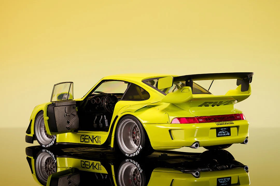 1/18 PORSCHE 911 RWB Pink Slip RAUH-Welt BEGRIFF Genki Model Car