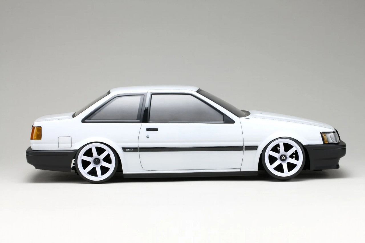 Yokomo 1/10 TOYOTA COROLLA LEVIN AE86 2-Door Body Shell #SD-AE86L2B