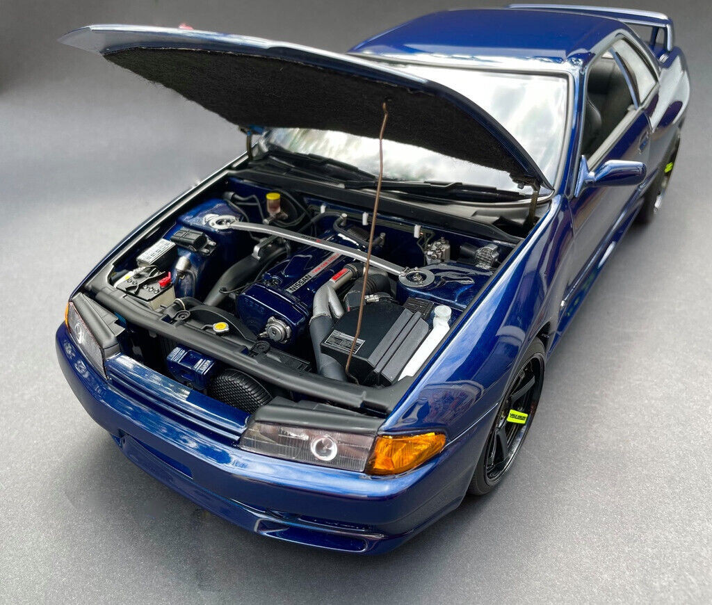 Fujimi 1/12 Large Scale NISSAN SKYLINE R32 BNR32 Plastic Model Kit