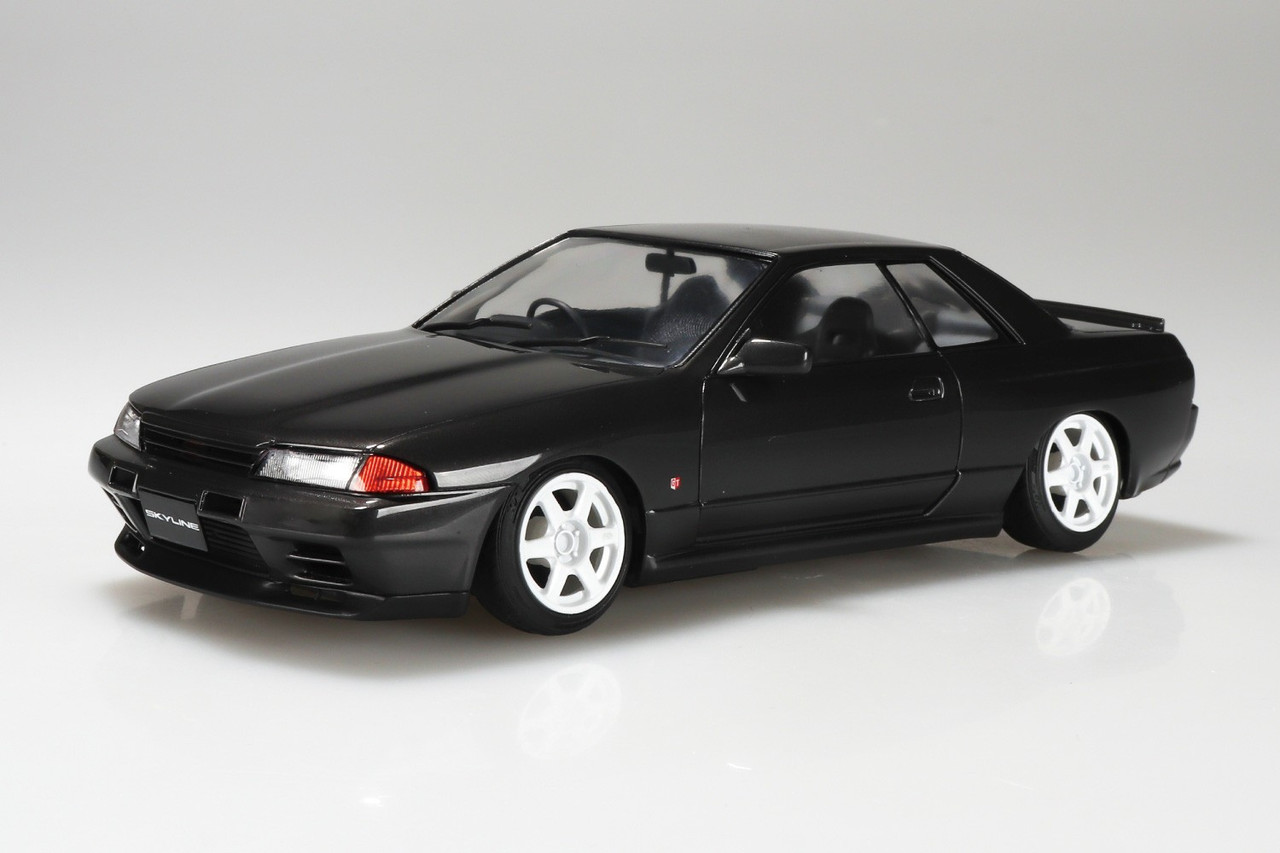 1/24 アオシマ NISSAN SKYLINE GT-R R32 Aoshima 1/24 NISSAN SKYLINE GTR 1989 AIR SUSPENSION Plastic Model Kit