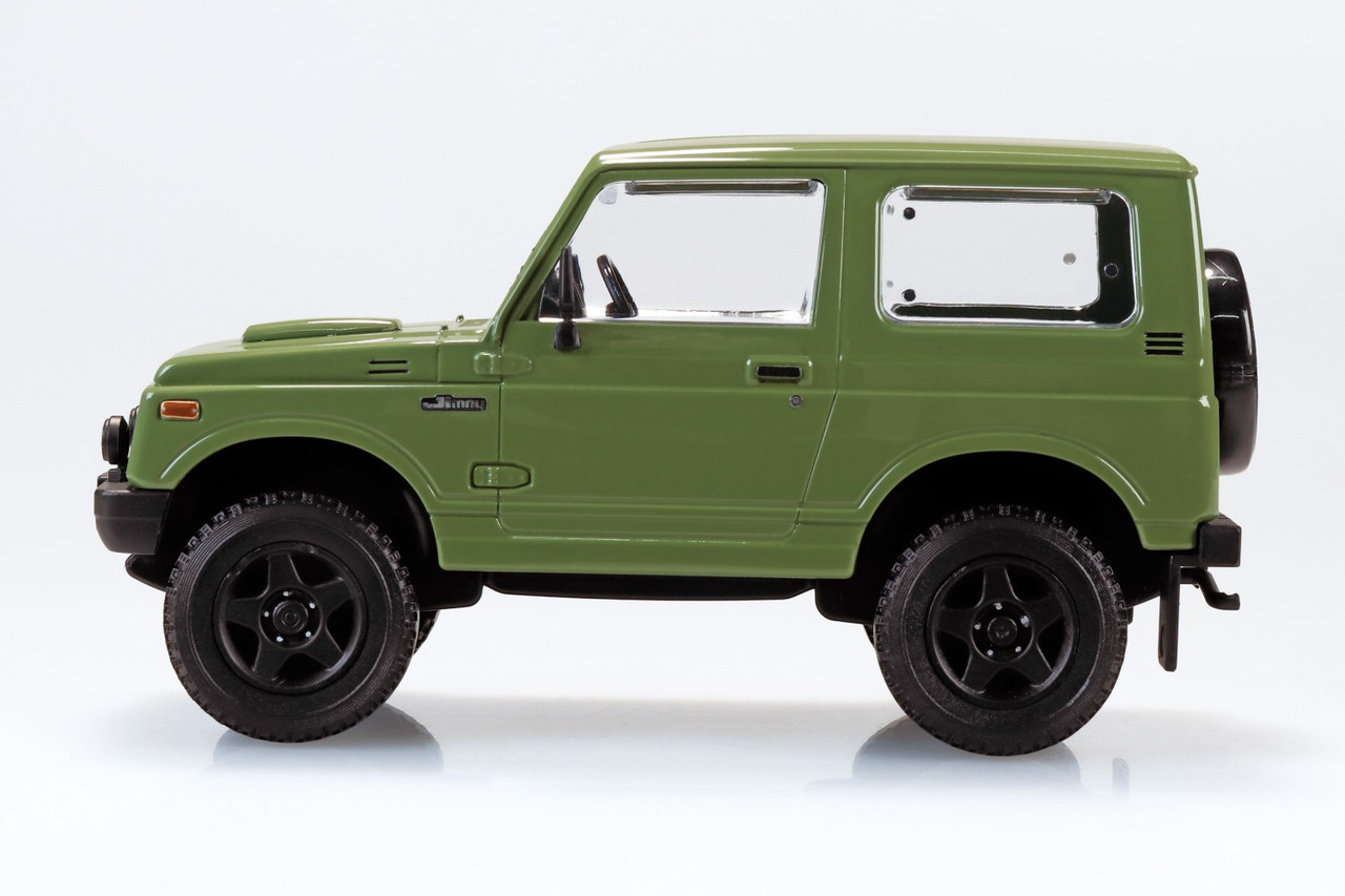 Aoshima 1/32 SUZUKI JIMNY JA11 W/ Custom Wheels Snap Model Kit
