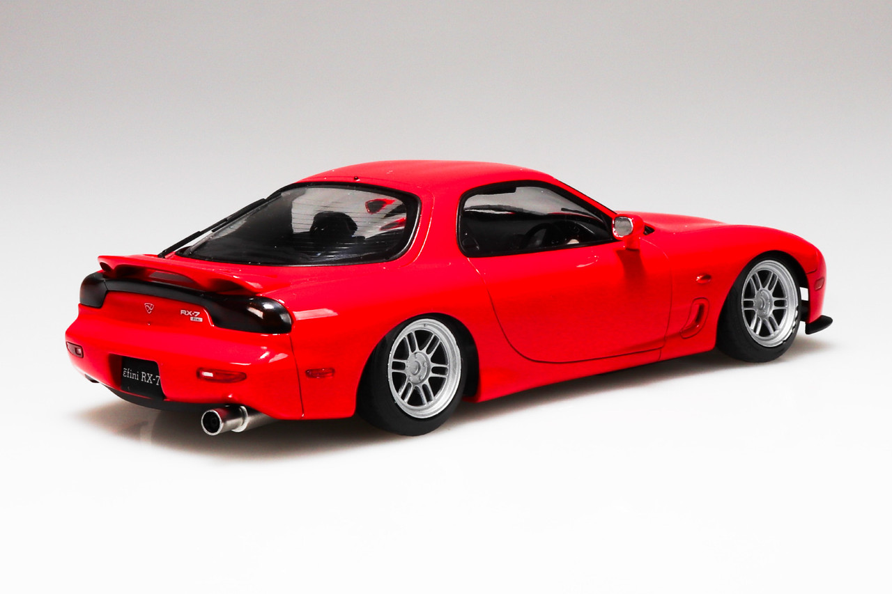 Aoshima 1/24 MAZDA RX7 FD3S 1991 AIR SUSPENSION Plastic Model Kit