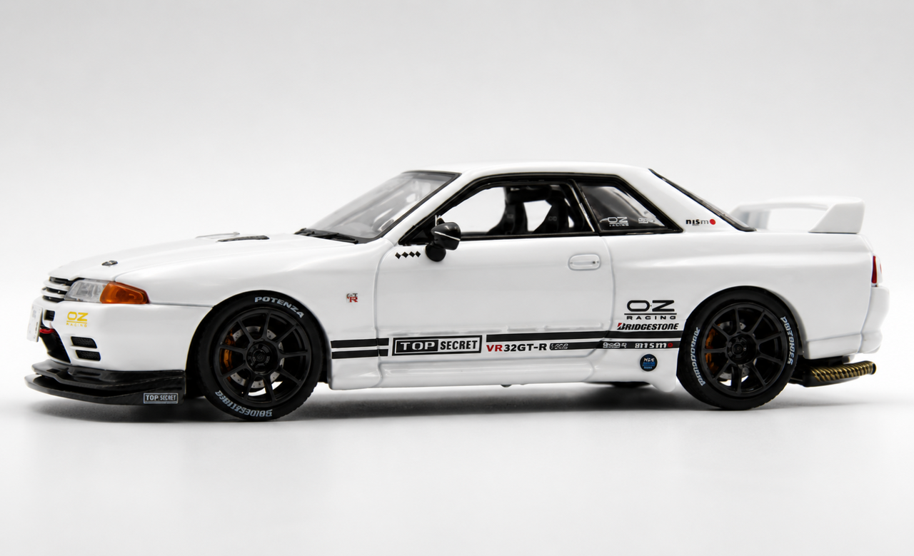 Inno 1/64 NISSAN SKYLINE GTR VR32 Top Secret Model Car -WHITE-