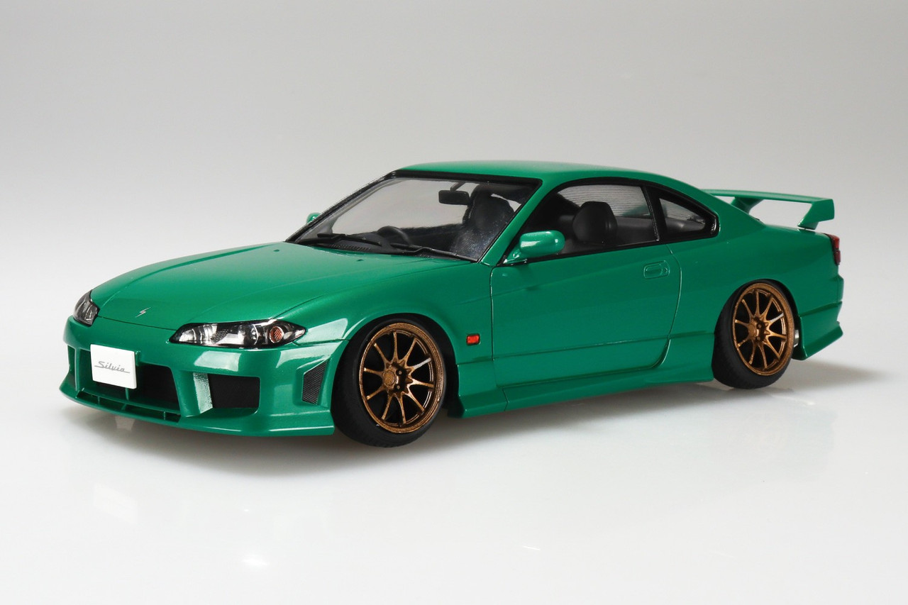 S13 シルビア 1/24 ジオラマ Aoshima 1/24 NISSAN S13 SILVIA 1999 AIR SUSPENSION Plastic Model Kit