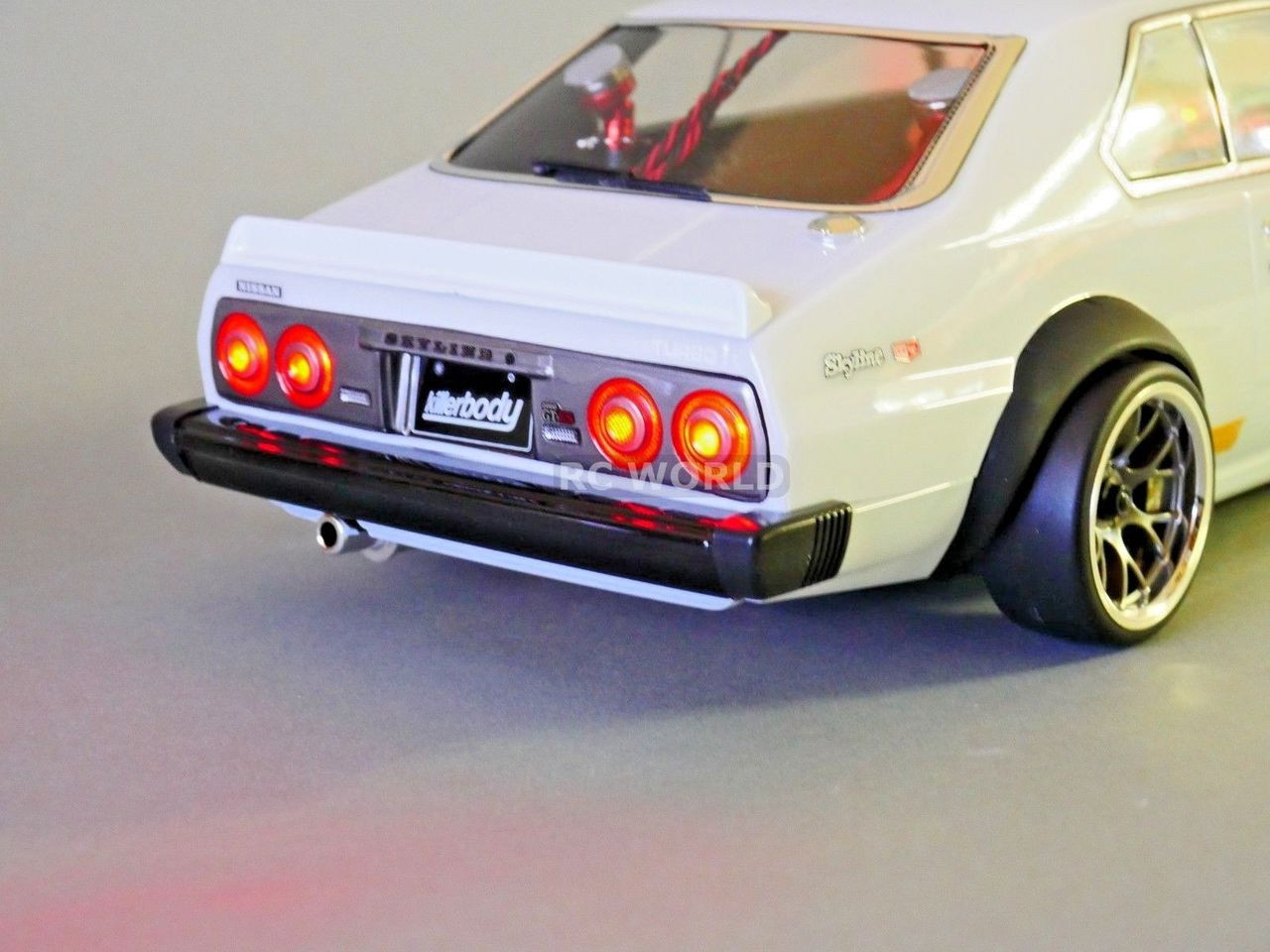 Custom RC 1/10 Drift NISSAN SKYLINE HT 2000 GTR AWD DRIFT RTR W