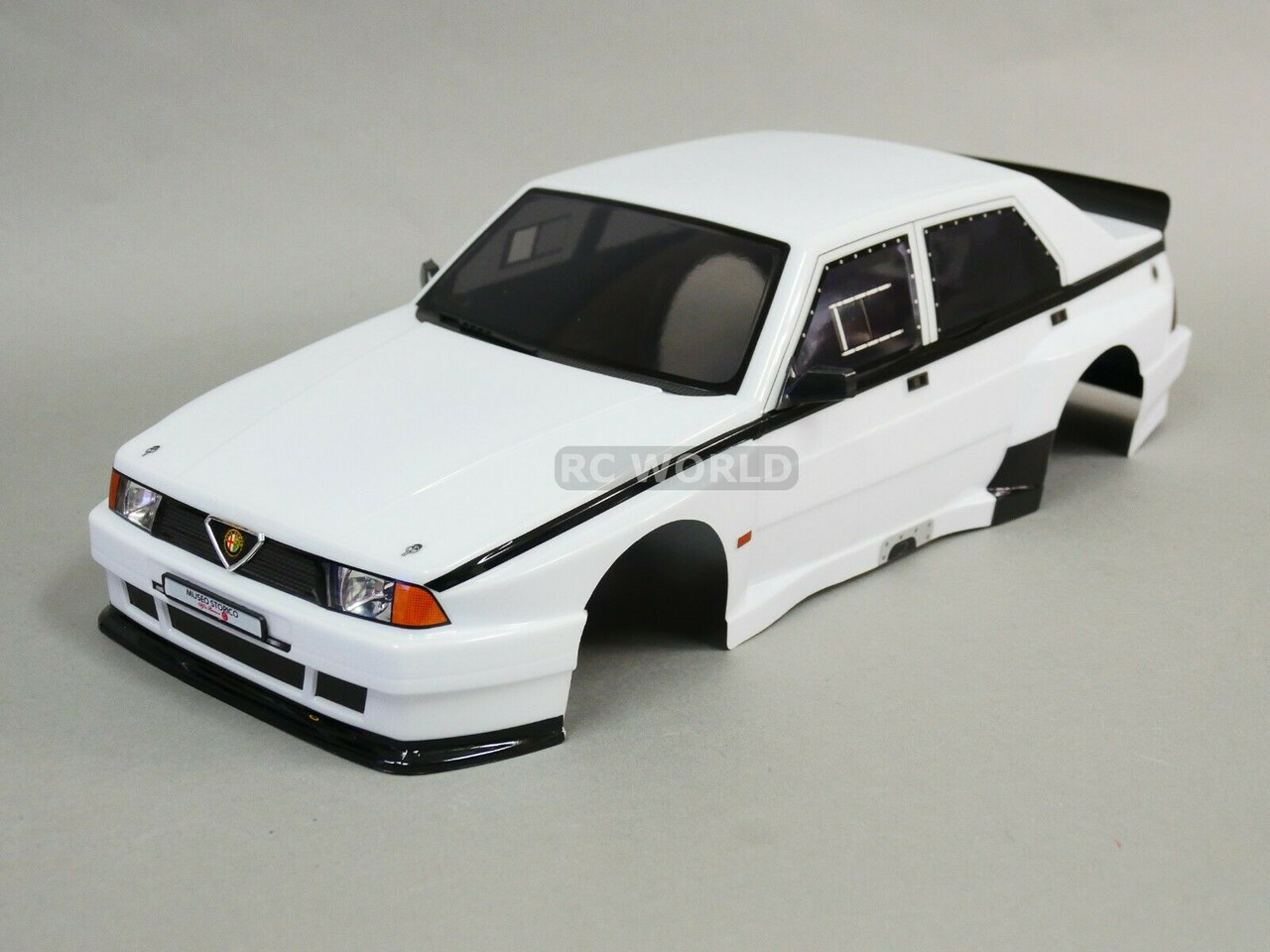 最新品低価1/10 RC アルファロメオ 75 turbo evoluzione killer body(キラーボディ)製　クリアボディ ボディ