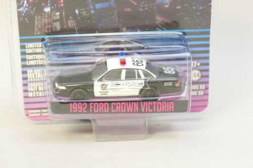 Green Light Hollywood 1/64 Die Cast 1992 FORD CROWN VICTORIA
