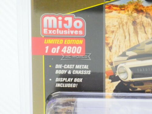 Johnny Lightning 1/64 Die Cast 1980 TOYOTA LAND CRUISER 4X4 Camo