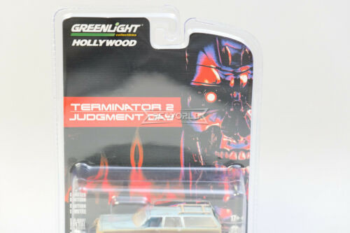 Green Light Hollywood 1/64 Die Cast 1979 FORD COUNTRY Station