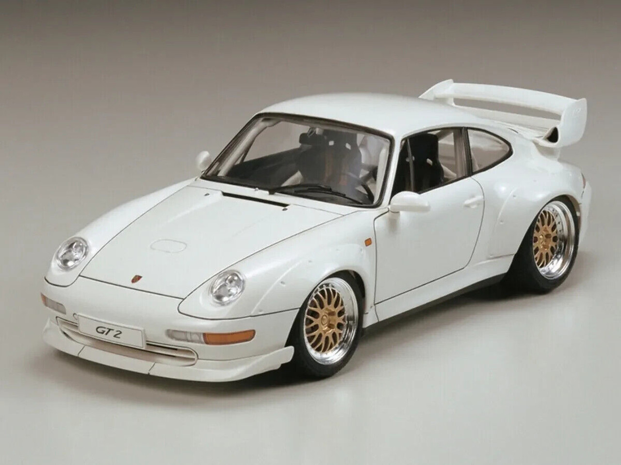 Porsche plastic hot sale model kit