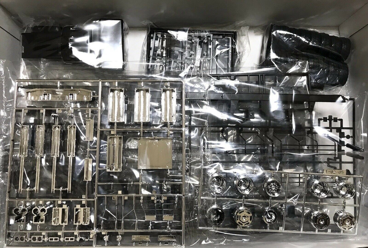 Aoshima 1/28 Knight Rider TRAILER TRUCK Semi Knight Industry Plastic ...