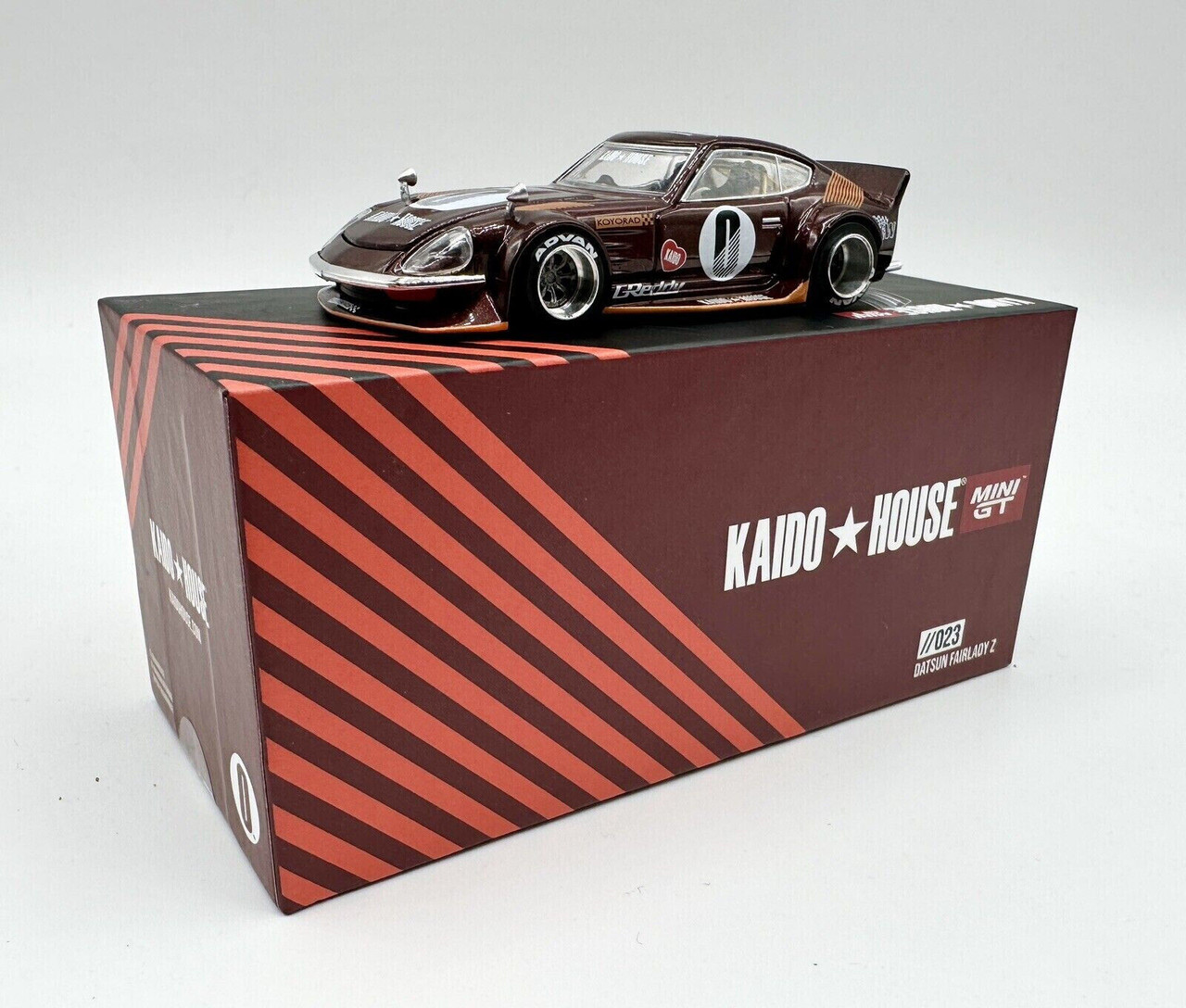 Mini GT 1/64 DATSUN 240Z Fairlady Nissan Z Model Car - RED -