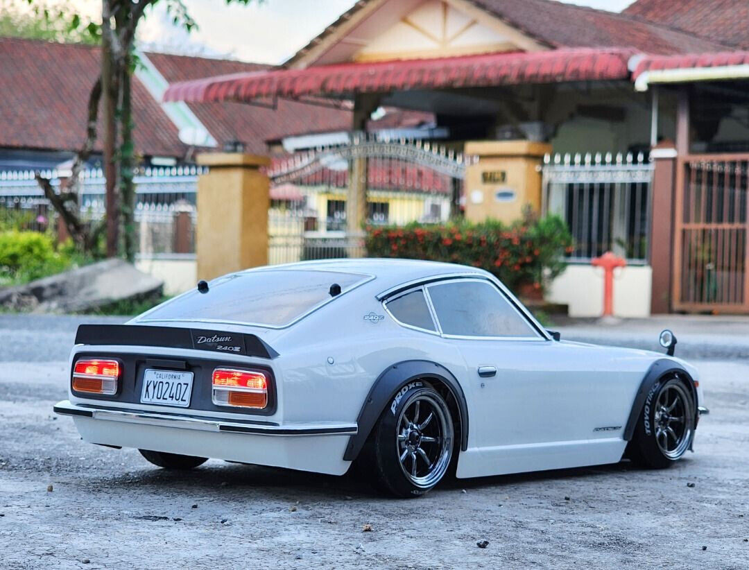 Kyosho 1/10 Body 1971 NISSAN Datsun 240Z *FINISHED* #FAB611WH