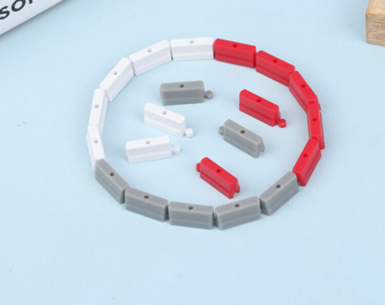 RC 1/76 Micro PLASTIC BARRIERS For Tracks (50pcs) -WHITE