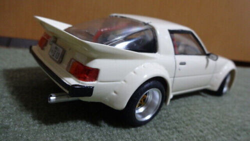 Fujimi 1/24 MAZDA RX7 Savanna SA22C W/ Wide Fenders Car Plastic
