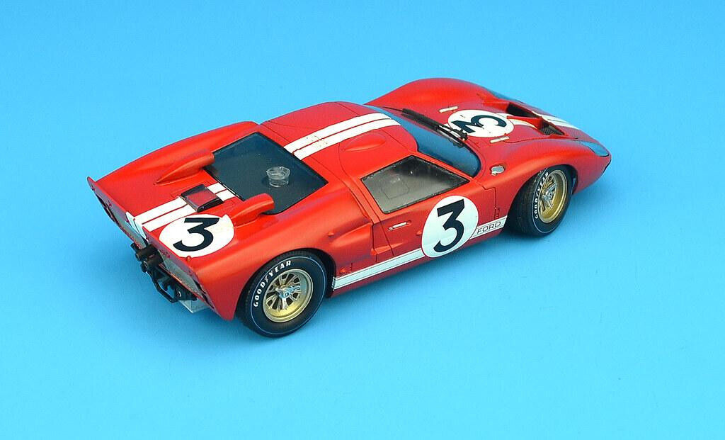 Fujimi 1/24 RS-51 Ford GT40 Mk.II 1966 Le Mans Car Plastic Model Kit