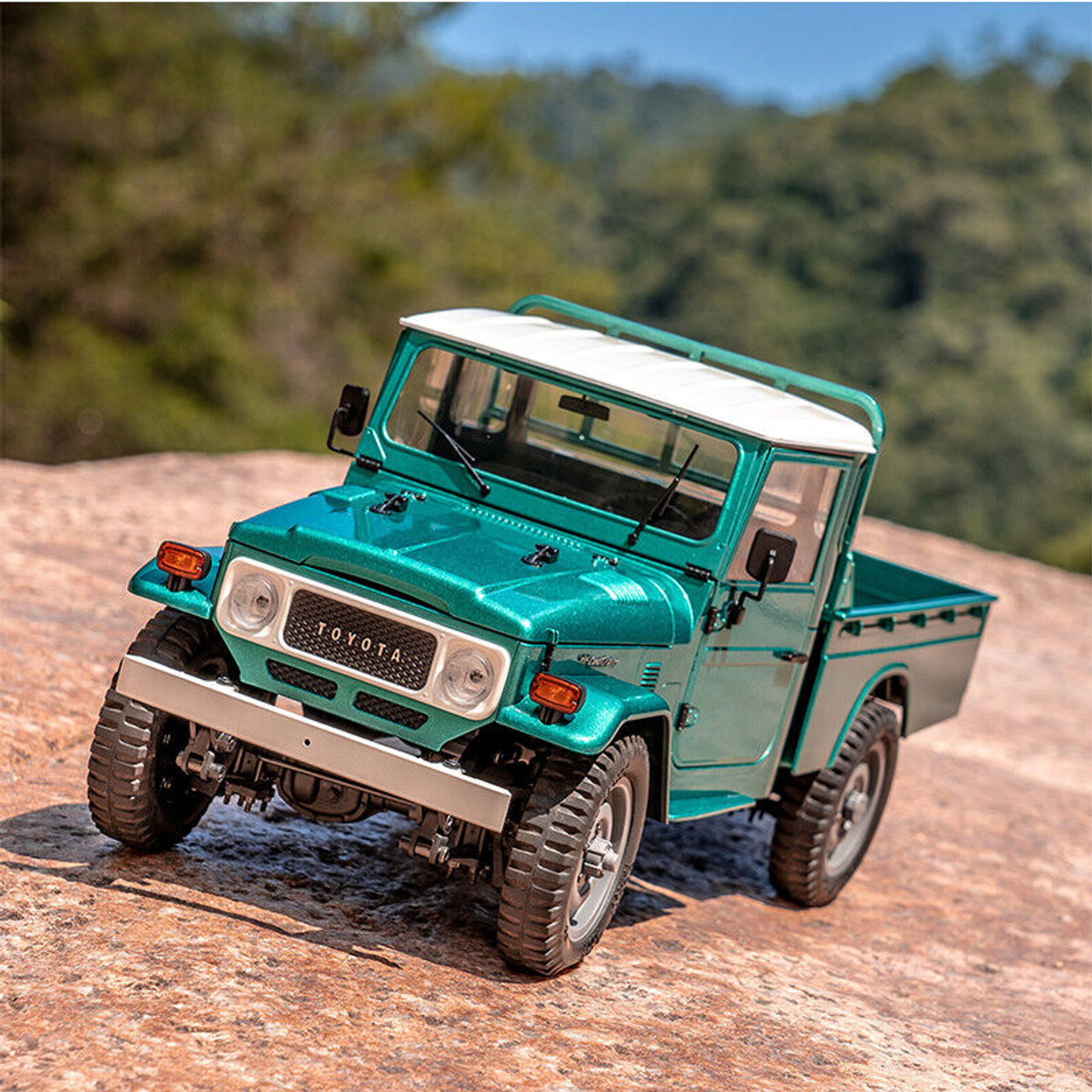 RC 1/12 TOYOTA LAND CRUISER Pick Up FJ45 2-Speed 4X4 *RTR* RED