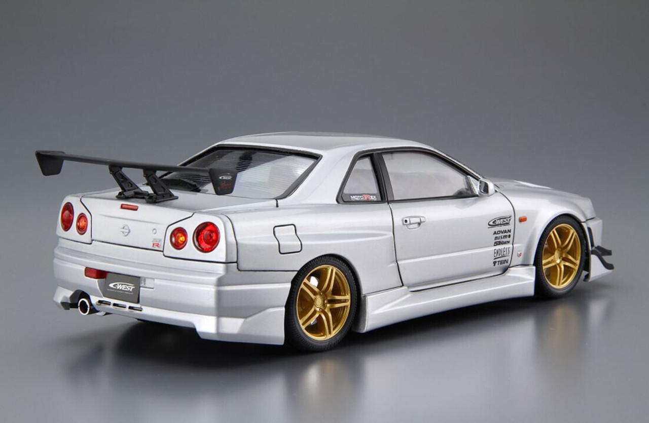 Aoshima 1/24 C-West 2002 NISSAN SKYLINE GTR BNR34 Plastic