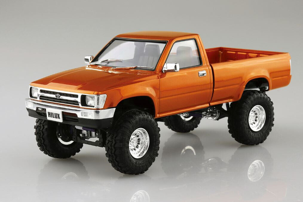 Aoshima 1/24 1995 Toyota Hilux RN80 Pickup Long bed Lift Up Truck