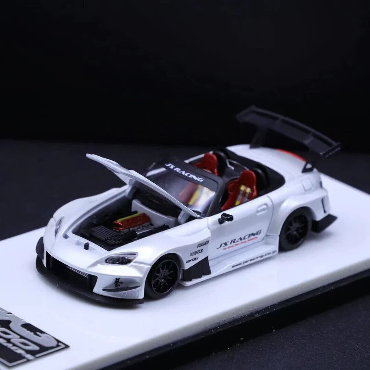 1/64 HONDA S2000 J'S Racing w/ Interior/Engine Model Car -WHITE-