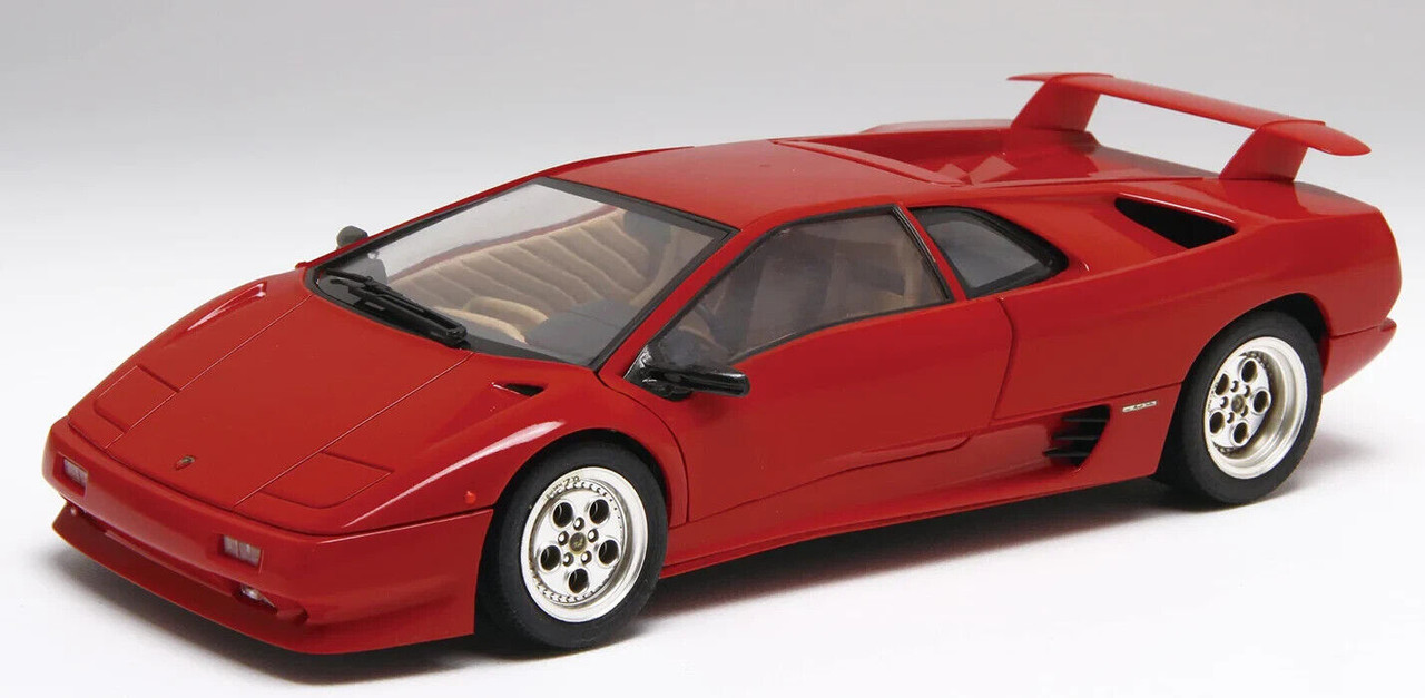 Fujimi 1/24 Lamborghini Diablo/4WD VT Blackstar Plastic Model Kit