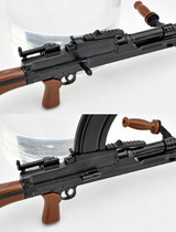 TomyTec Little Armory 1/12 LASW04 Strike Witches RTB BREN LMG Model Kit