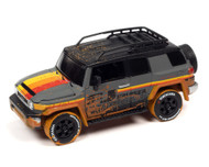 Johnny Lightning 1/64 Die Cast 2007 TOYOTA FJ CRUISER 4X4 TRD *MUDDY*