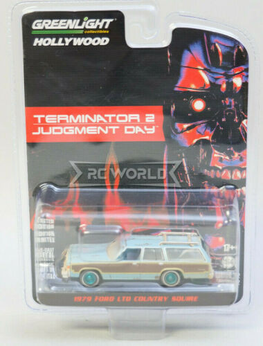 Green Light 1/64 Die Cast 1979 FORD COUNTRY Station Wagon
