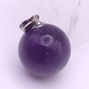 Round Amethyst Pendant