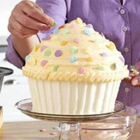 WILTON - GIANT CUPCAKE PAN