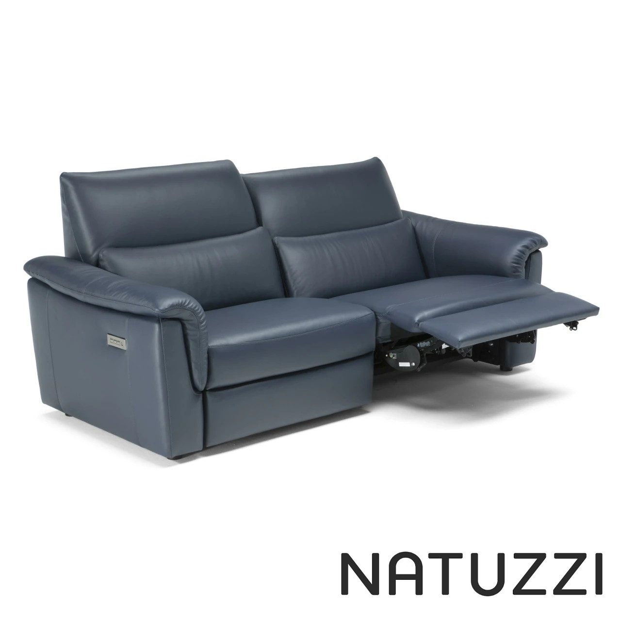 Natuzzi Editions C176 Amorevole 5 pc Sectional with 3 Recliner