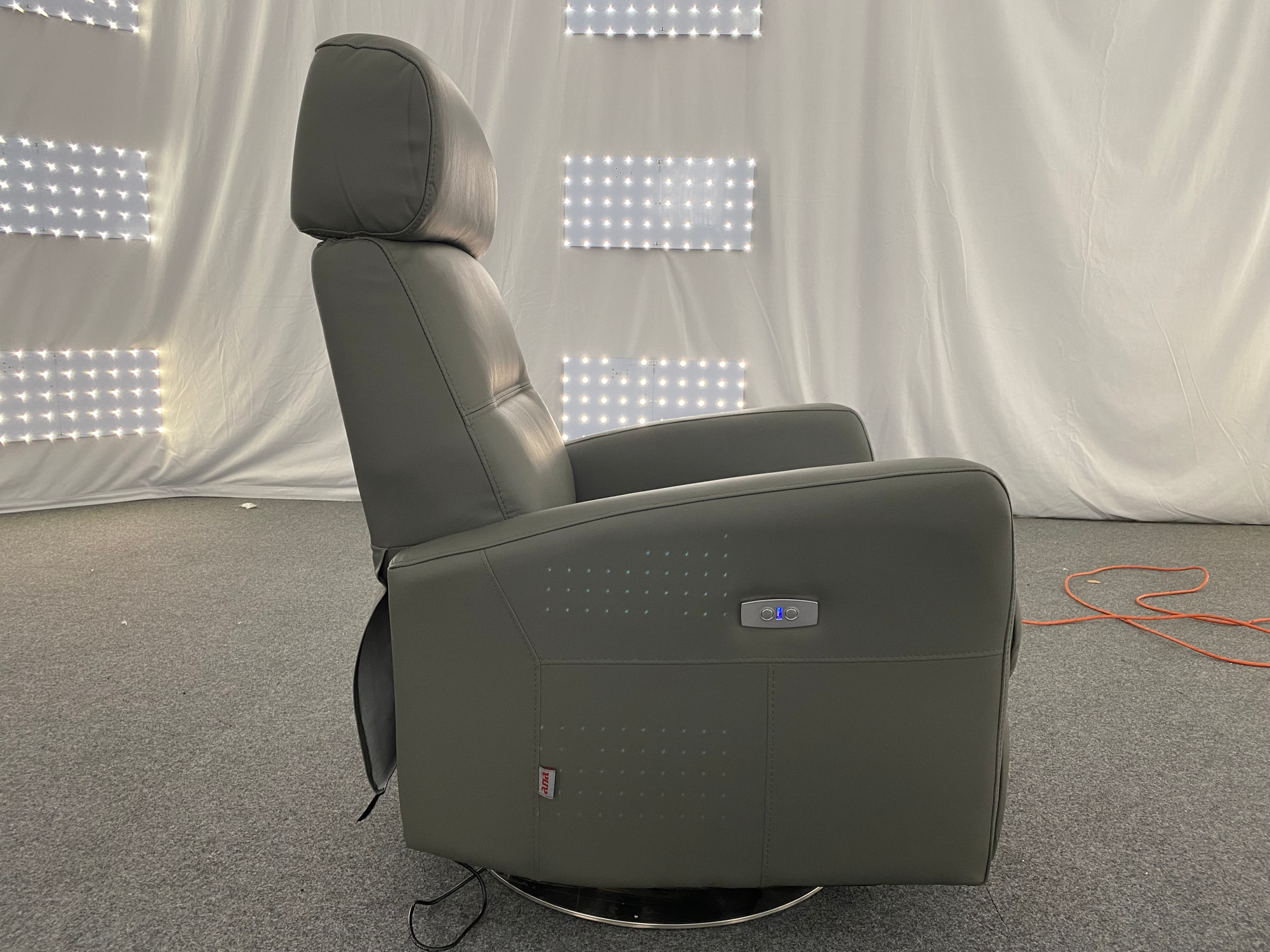Nordic Power Recliner