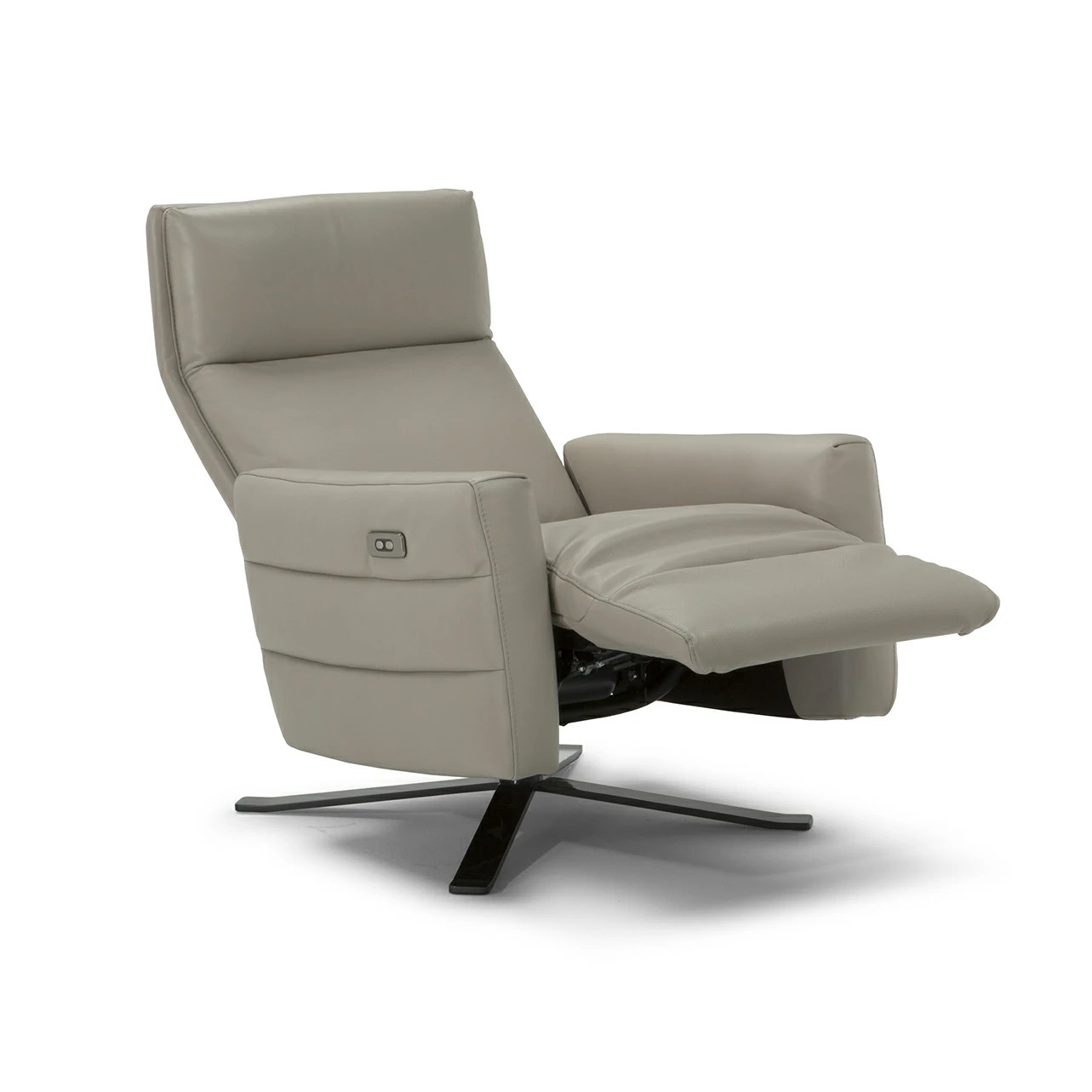 Natuzzi Edition B889 Batticuore 544 Swivel electric recliner chair