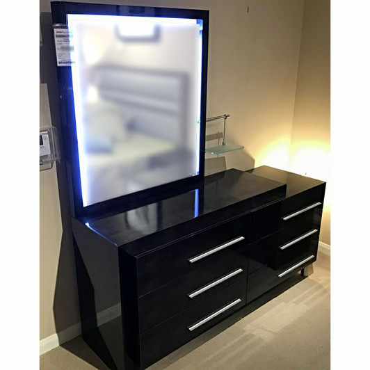 Silverado Double dresser with Mirror